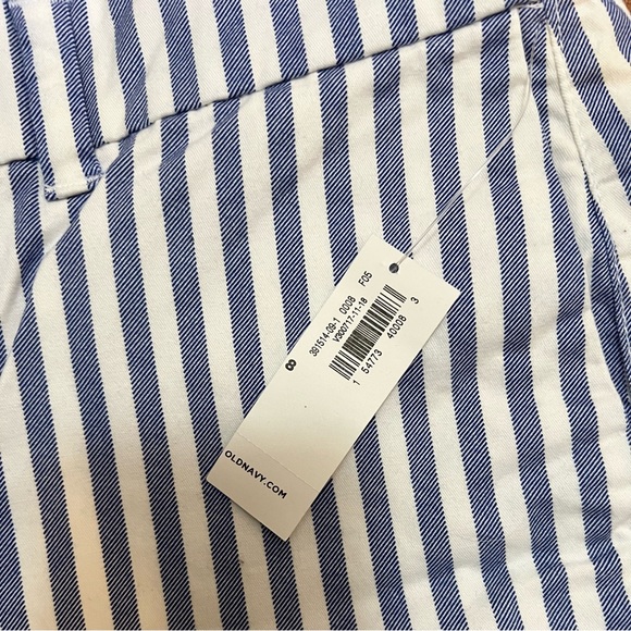 ✨Old Navy Everyday Shorts✨ - Picture 7 of 9